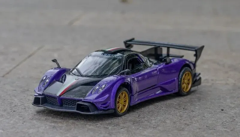 1:32 Pagani 2010 Zonda Revolucion