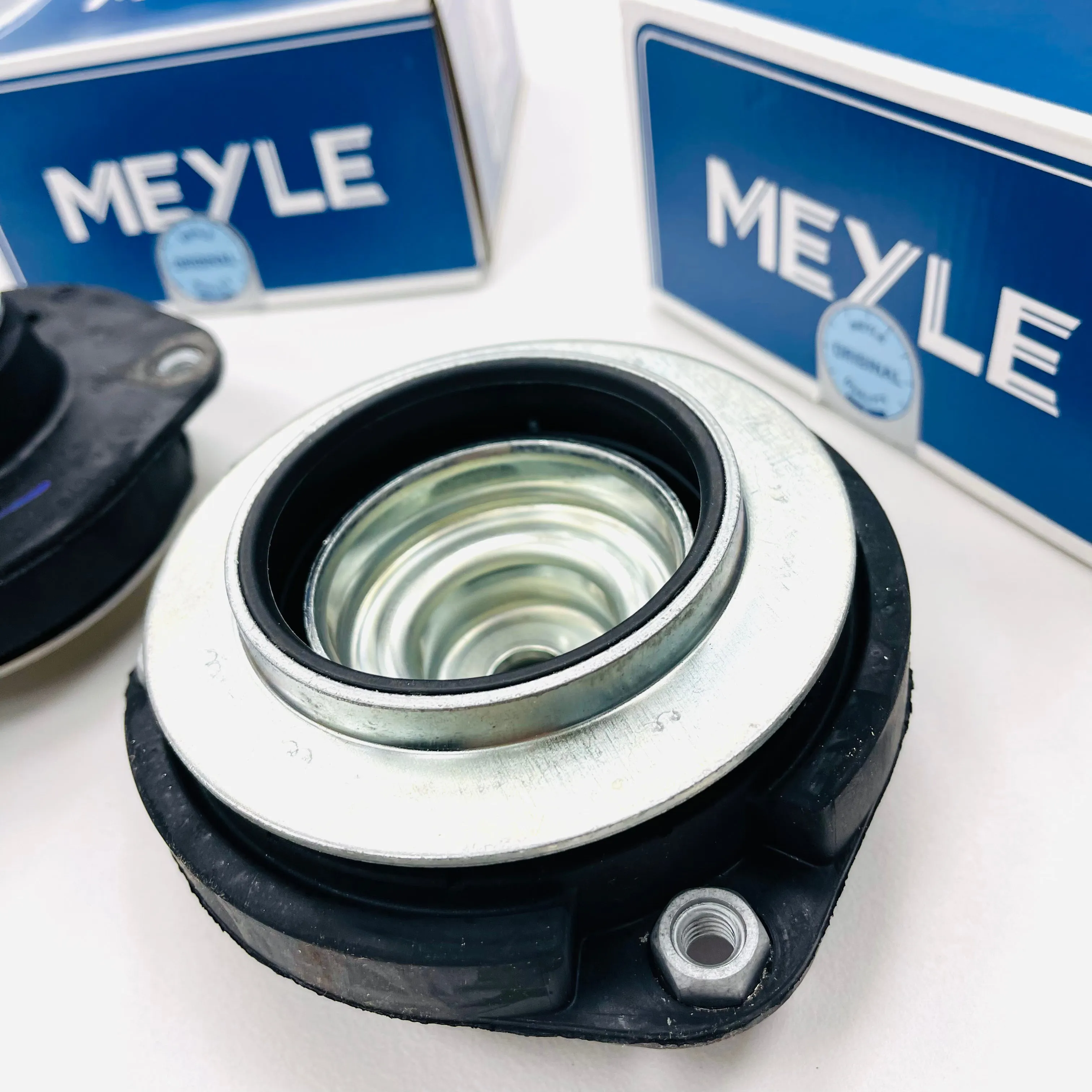 Caddy MK3 / MK4 03 Onwards Meyle Top Mounts / Bearings & Top Mounts