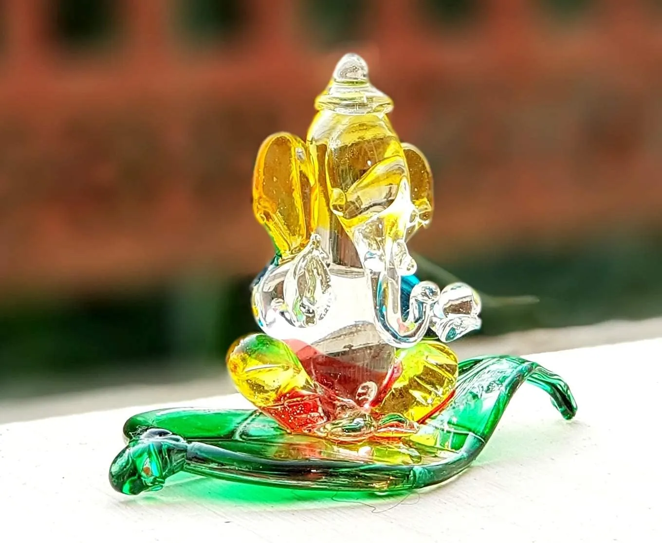 RADHEYKE Crystal Glass Ganesha Idol for Home, Office and Car Dashboard Accessories Ganesh God Idol Ganesh Ji Murti God Statue God Vinayagar Statue Desk Decoration Desk Decoration Items